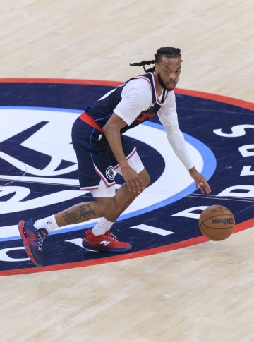 皇冠体育-加兰：加入快船轮换后 最兴奋的两件事是传空接&amp;转换进攻得分