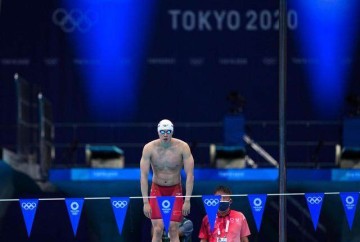 皇冠体育-游泳首日综述：张雨霏预赛第一 闫子贝晋级次轮